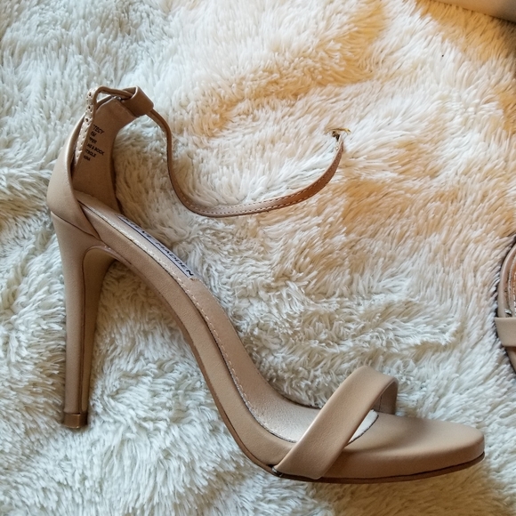 Steve Madden Stilettos - Picture 5 of 11